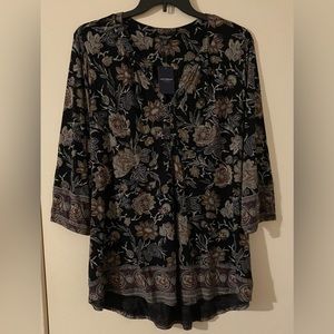 NWT Lucky Brand peasant style top with gorgeous colors 3/4 sleeves size 3X
